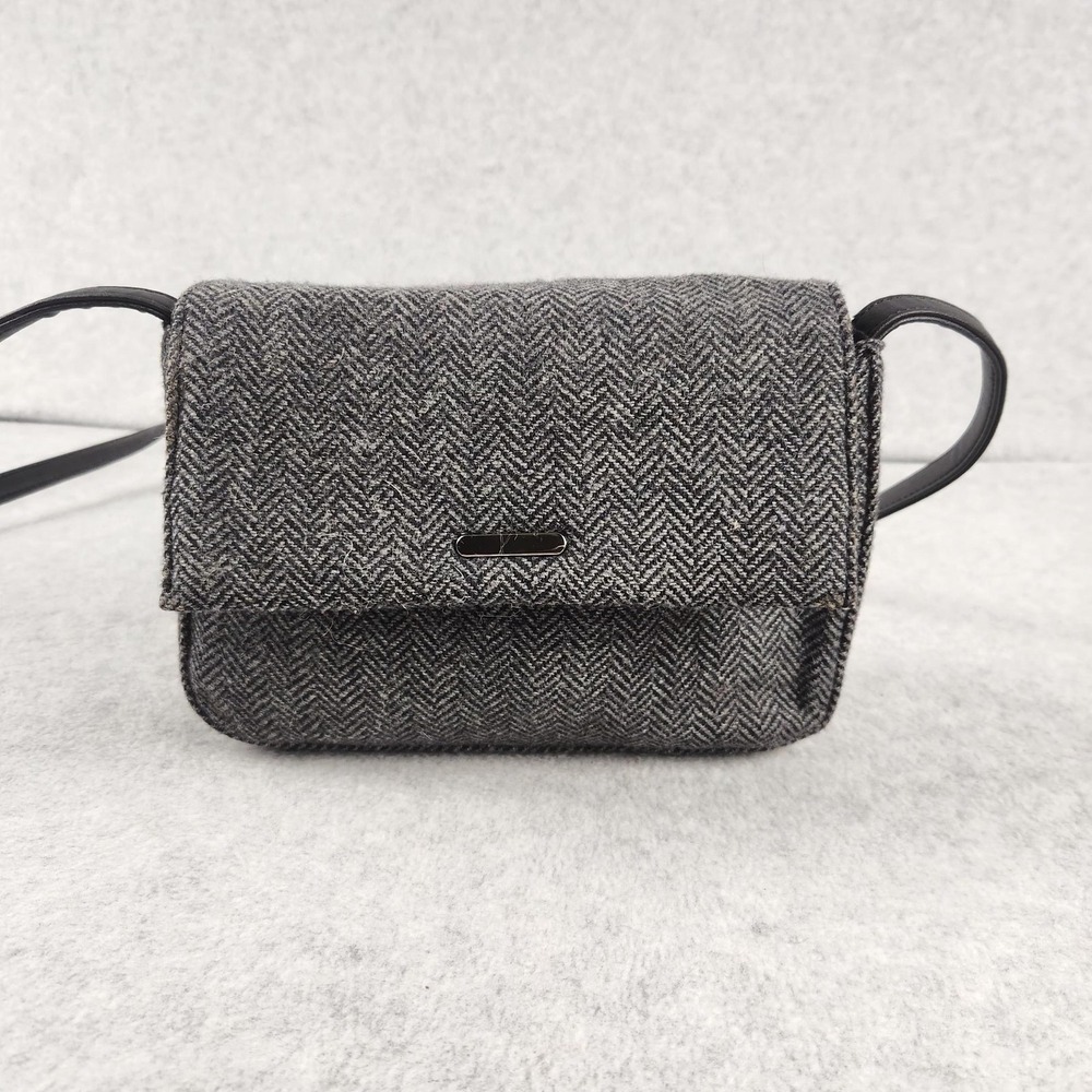 St. John's Bay Crossbody Bag Womens Gray Herringbone Tweed Wool Blend Purse Zip